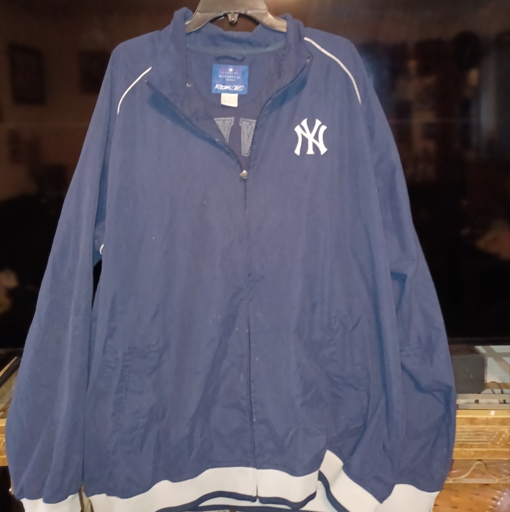 Genuine Yankees jacket size 2XL